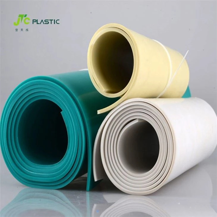 Quines són les característiques de la làmina de PVC de plàstic flexible?